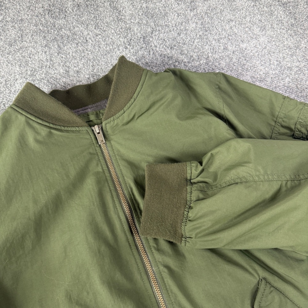 Uniqlo Utility Bomber Zip Up Jacket Lightweight Large Green Military Minimalist